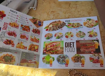 Arabian Hut Cafeteria الكوخ العربي