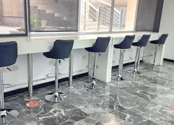 Arabian Square Business Center