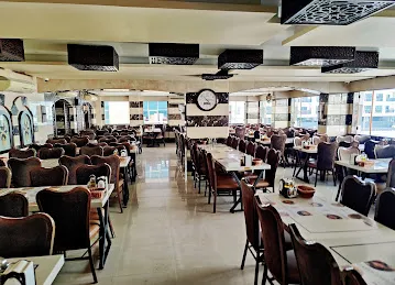 Aroos Damascus Restaurant