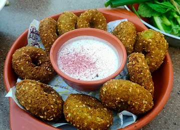 Aroos Damascus Restaurant