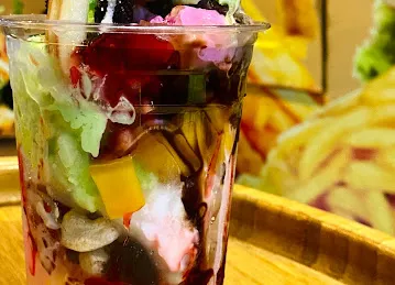 Aroos Noor Al Bahar Restaurant