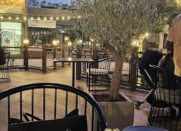 Around The Block - Al Khawaneej Walk