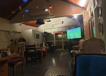 Art cafe
