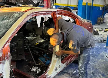 Arzaq garage L.L.C جراج ارزاق ذ.م.م