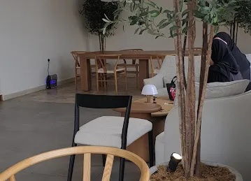 August cafe
