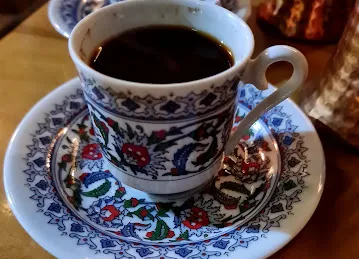 Ayoush Restaurant And Cafe