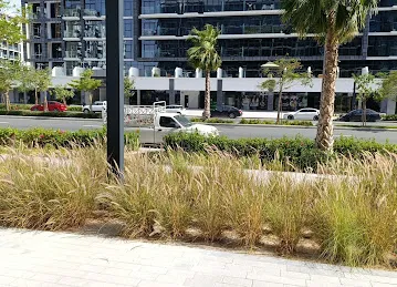 Azizi Riviera 16