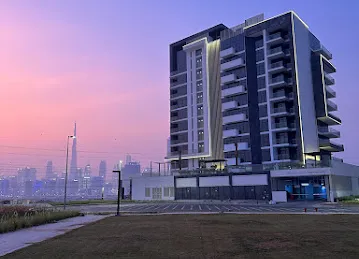 Azizi Riviera 2