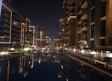 Azizi Riviera 22