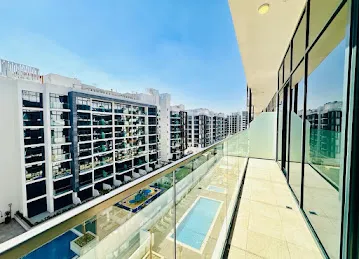 Azizi Riviera 25