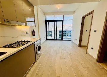 Azizi Riviera 25