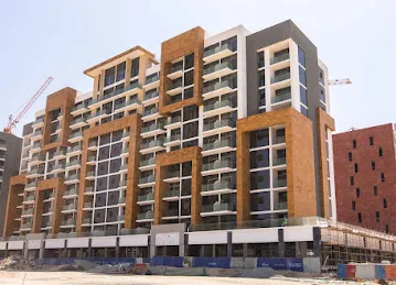 Azizi Riviera 37