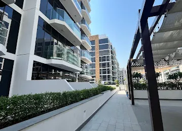 Azizi Riviera 45