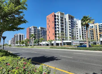 Azizi Riviera 46