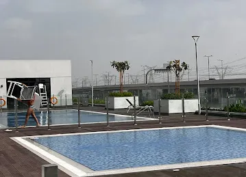 Azizi Riviera 46