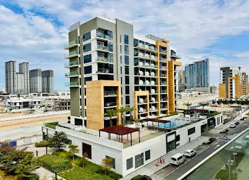 Azizi Riviera 7