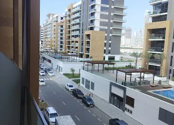 Azizi Riviera 7