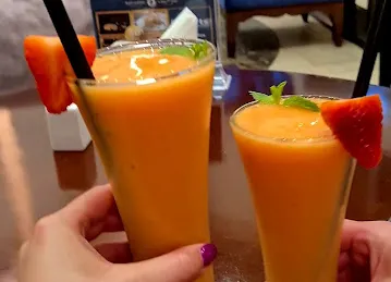 Bait Al Reef Restaurant & Café مطعم ومقهى بيت الريف