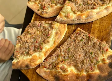 Bait al Tarboush Restaurant - مطعم بيت الطربوش