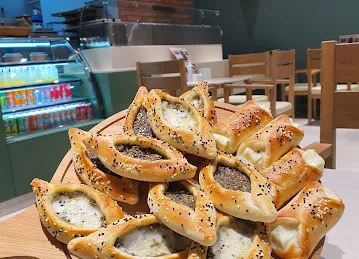Baker Hood بيكر هود