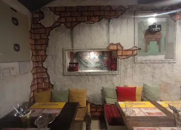 Banarasi Chaat & Kulfi Wala
