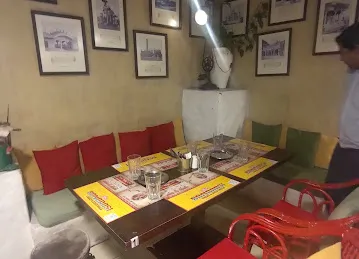 Banarasi Chaat & Kulfi Wala