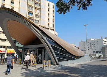 Baniyas Square Metro Station