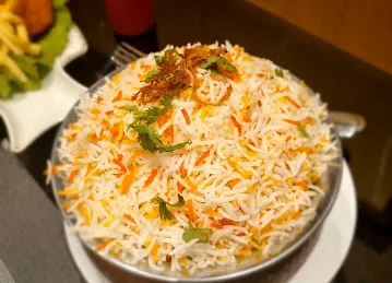 BAR WA BAHAR RESTAURANT & CAFE مطعم ومقهي بر و بحر