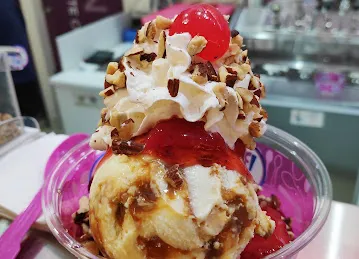 Baskin Robbins - Mussafah 1