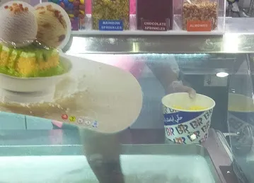 Baskin Robbins - Mussafah 1