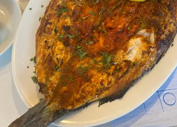 Batarekh seafood restaurant مطعم بطارخ للمأكولات البحرية