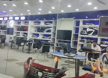عبدالله و ناصر لتجارة قطع غيار السيارات فرع 3