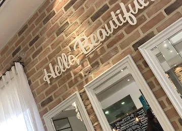 Be Bar Blow Dry Bar