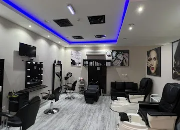Beautiful Vanity Ladies Salon