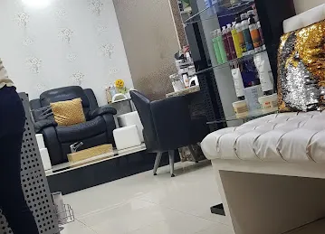 Beauty Lounge Ladies Salon