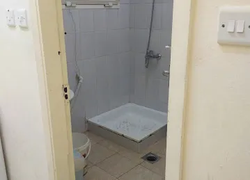 BED SPACE IN DUBAI SHARING / PARTITION ROOM FOR 400 AED PER MONTH