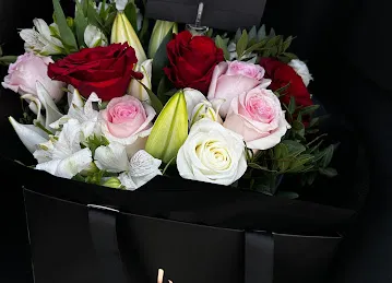 Bella Fleur Floral Boutique | Flower/Bouquets Same-Day Delivery in Dubai