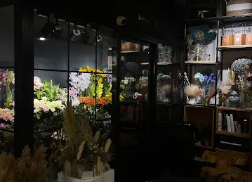 Bella Fleur Floral Boutique | Flower/Bouquets Same-Day Delivery in Dubai