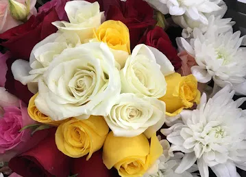 Bellarose Flowers & Chocolates