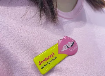 Benefit Cosmetics Brow Bar Lounge