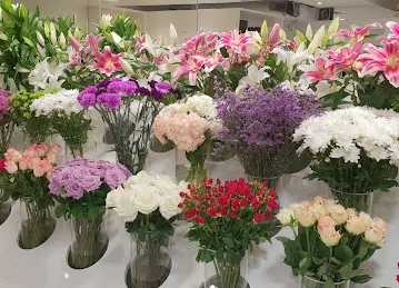 Better Flowers - Florist in Dubai Mall
