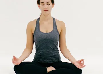 Bharat Thakur's Artistic Yoga - Al Quasis Branch