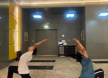 Bharat Thakur's Artistic Yoga - Al Quasis Branch