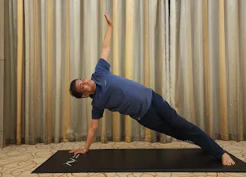Bharat Thakur's Artistic Yoga - Al Quasis Branch