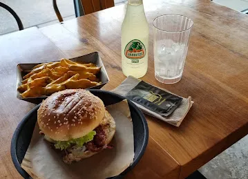 Big Smoke Burger La Mer