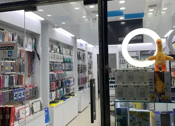 BLACK AND WHITE mobile phones , Muweilah, Sharjah, UAE