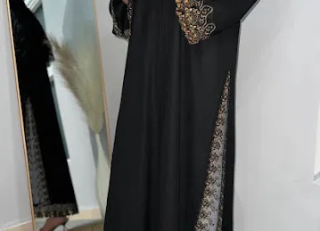 Black bird abaya