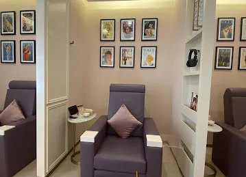 Blink Beauty Bar