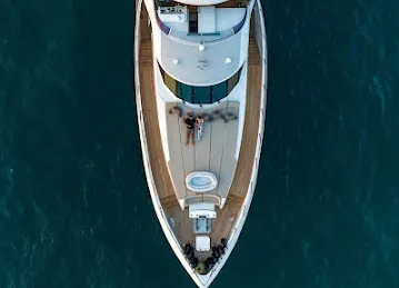 BluesquareYachts - Yacht rental Dubai