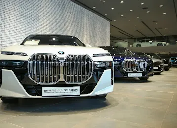 BMW Pre-owned | AGMC